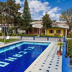 https://el-cano.hotelsquito.com